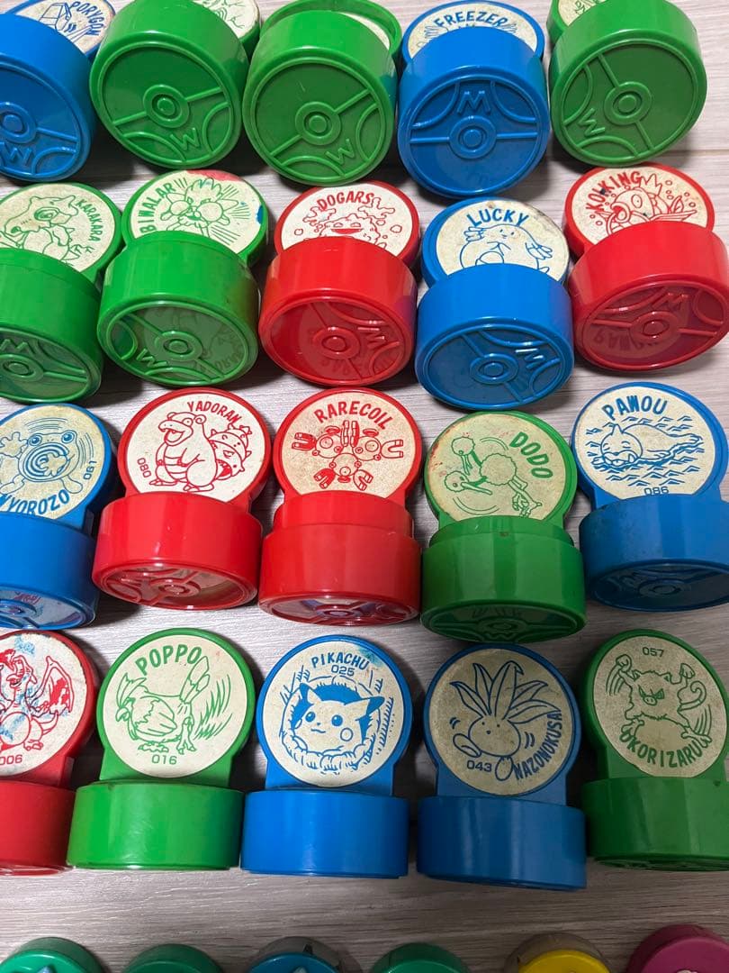 ポケモンフィギュア　ポケモンスタンプ　64個　まとめ売り