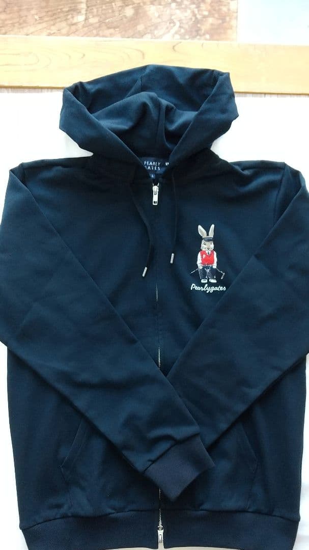 新品未使用 パーリーゲイツ ラビットデザイン パーカー