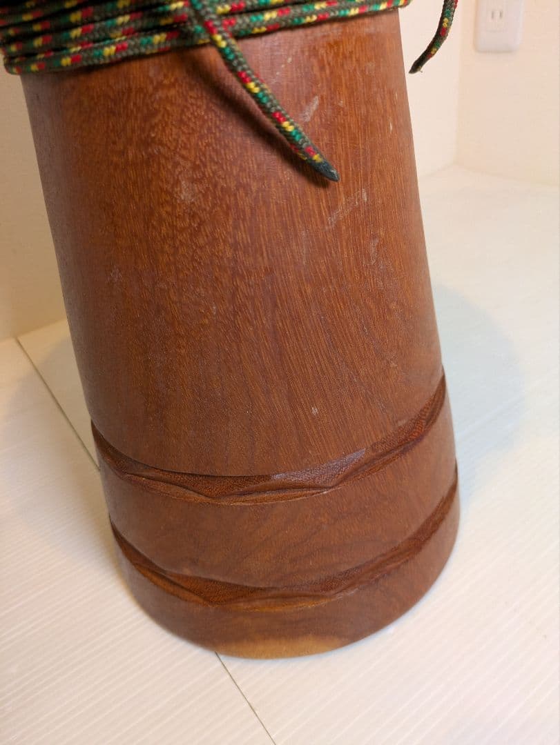 現状渡し　ジャンベ　31cm　皮破れ有り　ケース付き