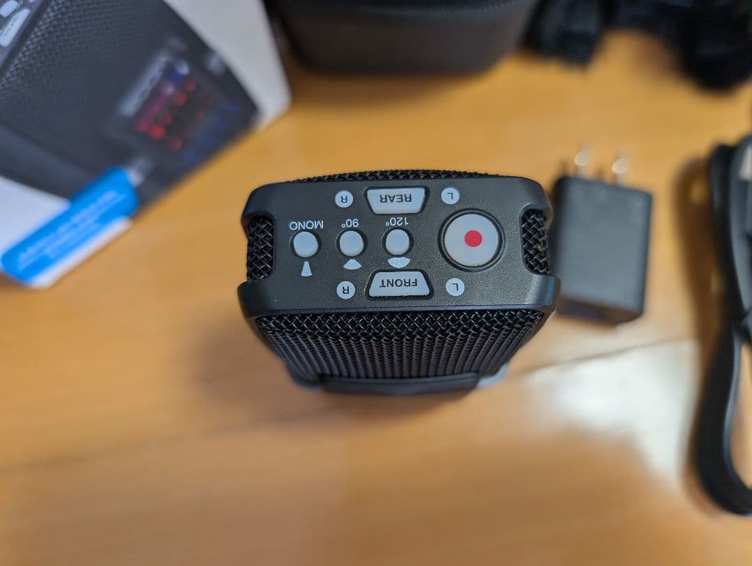 ZOOM H2 essential ＋ APH-2e 専用アクセサリーパック