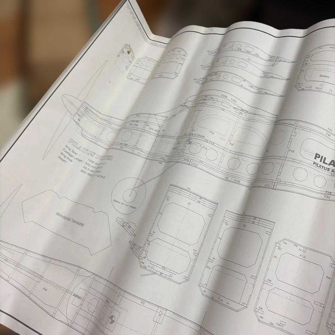E'STAR MODELSのピラタス・ターボ・ポーターの模型キット　エンジン