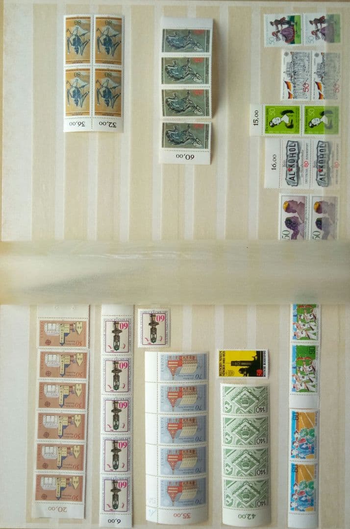 稀少逸品　欧米郵便記念切手77種183枚切手帳付1361-2