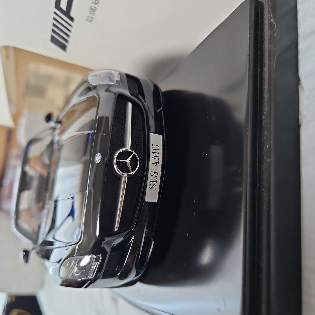 メルセデス·ベンツ SLS AMG ロードスター 黒曜石 黒 メタリック1:18