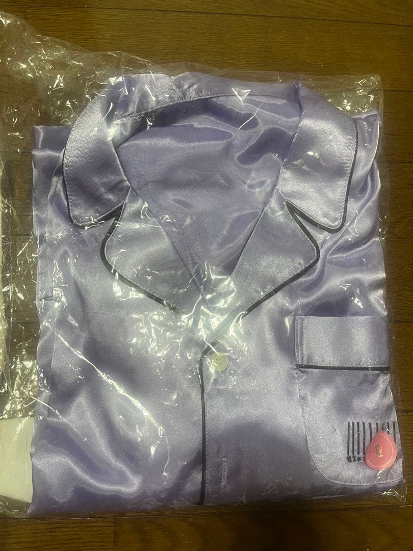 TWICE WORLD TOUR グッズ モモ　パジャマ