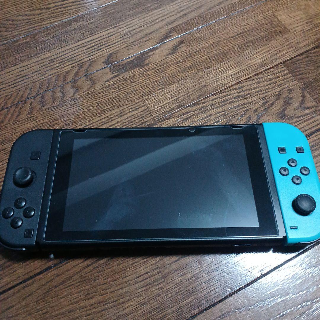 値下げ！Nintendo Switch 本体 青と黒 ACアダプター付