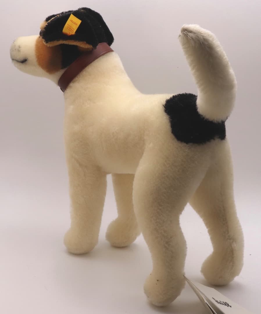 Steiff ジャックラッセル・テリア 犬のぬいぐるみ
