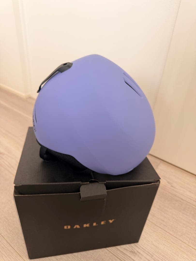 希少色！オークリヘルメットMOD1 - MIPS - Asia Fit