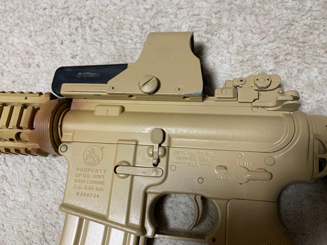 東京マルイ 次世代電動ガン M4A1 CQB-R カスタム付 属品多数