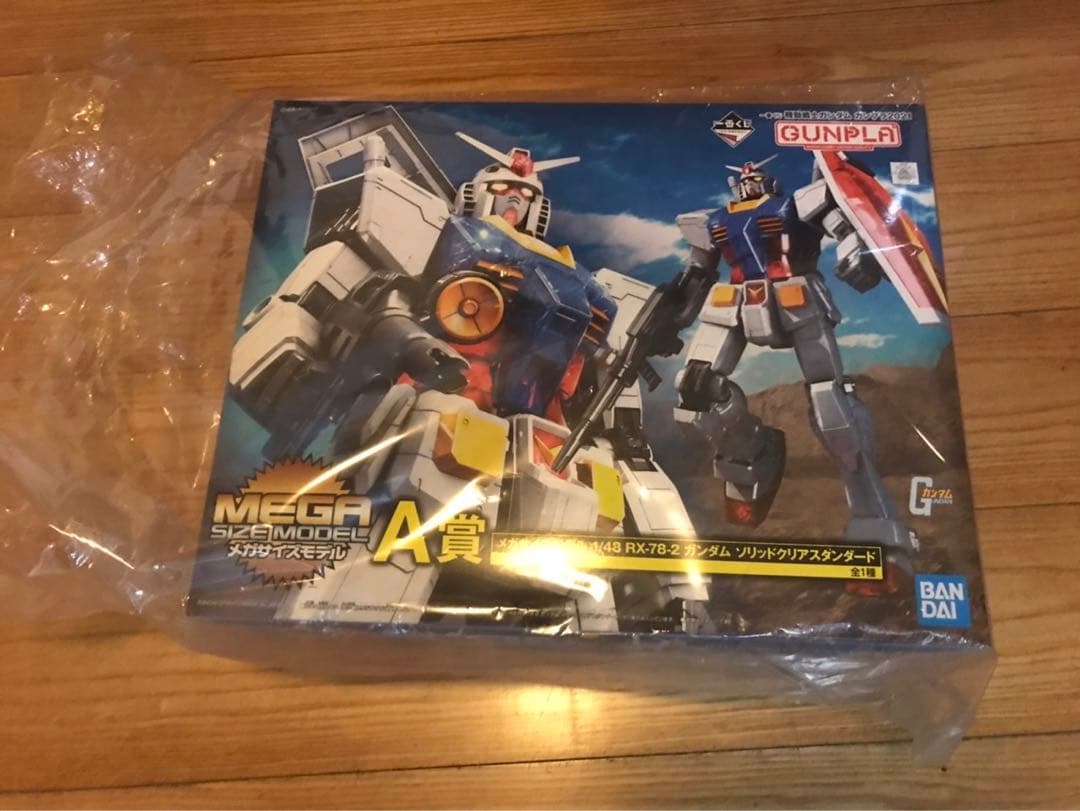 1日迄値下げ!ガンダム　一番くじA賞　1／48メガサイズモデル　ソリッドクリア