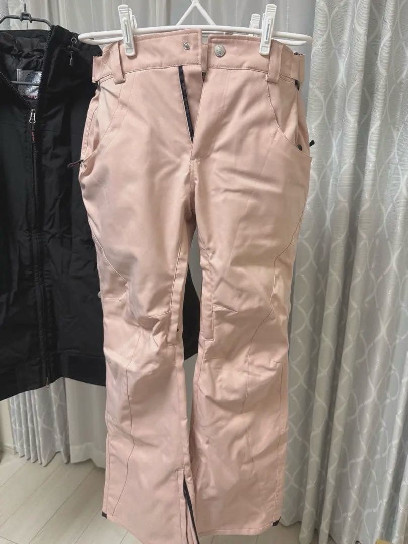 スノボウェア 黒・ピンク Ｌ