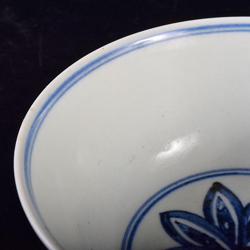 中国　青花花文碗　N　8062E