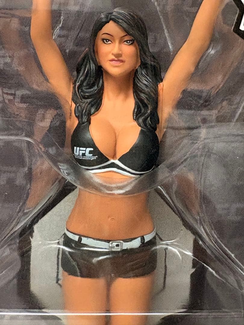 アリアニー・セレステ ラウンド5 UFC アルティメット コレクター フィギュア