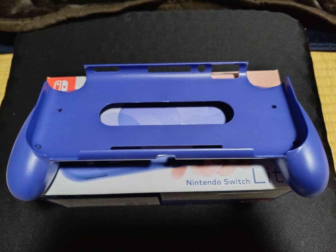 ニンテンドースイッチライト ブルー 中古美品