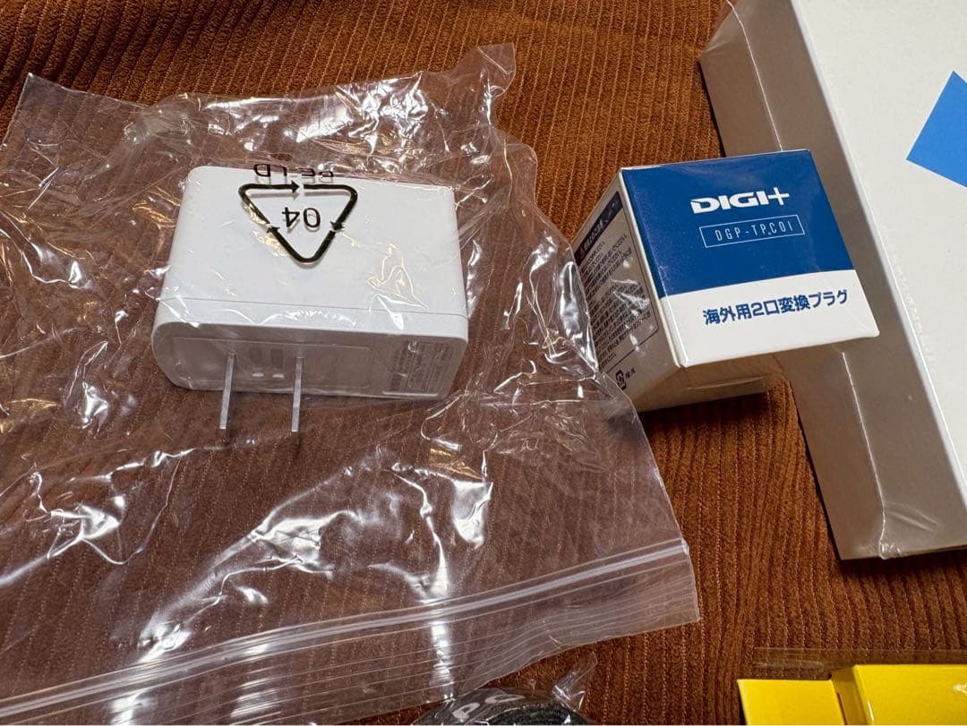 AI翻訳機 POCKETALK S2 ５年通信・３年保証・海外アダプターセット