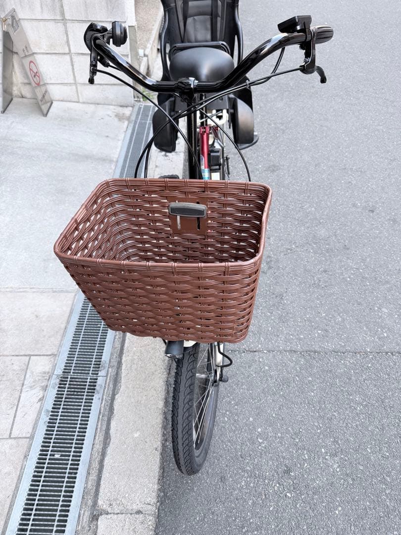 赤 電動アシスト自転車 チャイルドシート付き