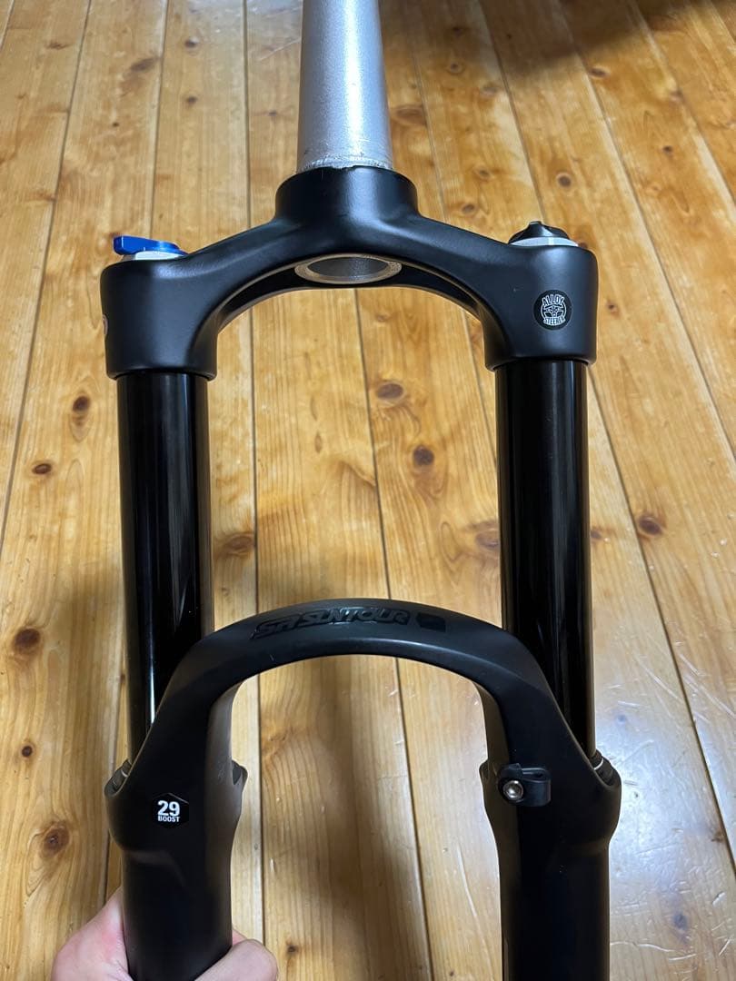 サンツアー　フロントフォーク　140mmストローク