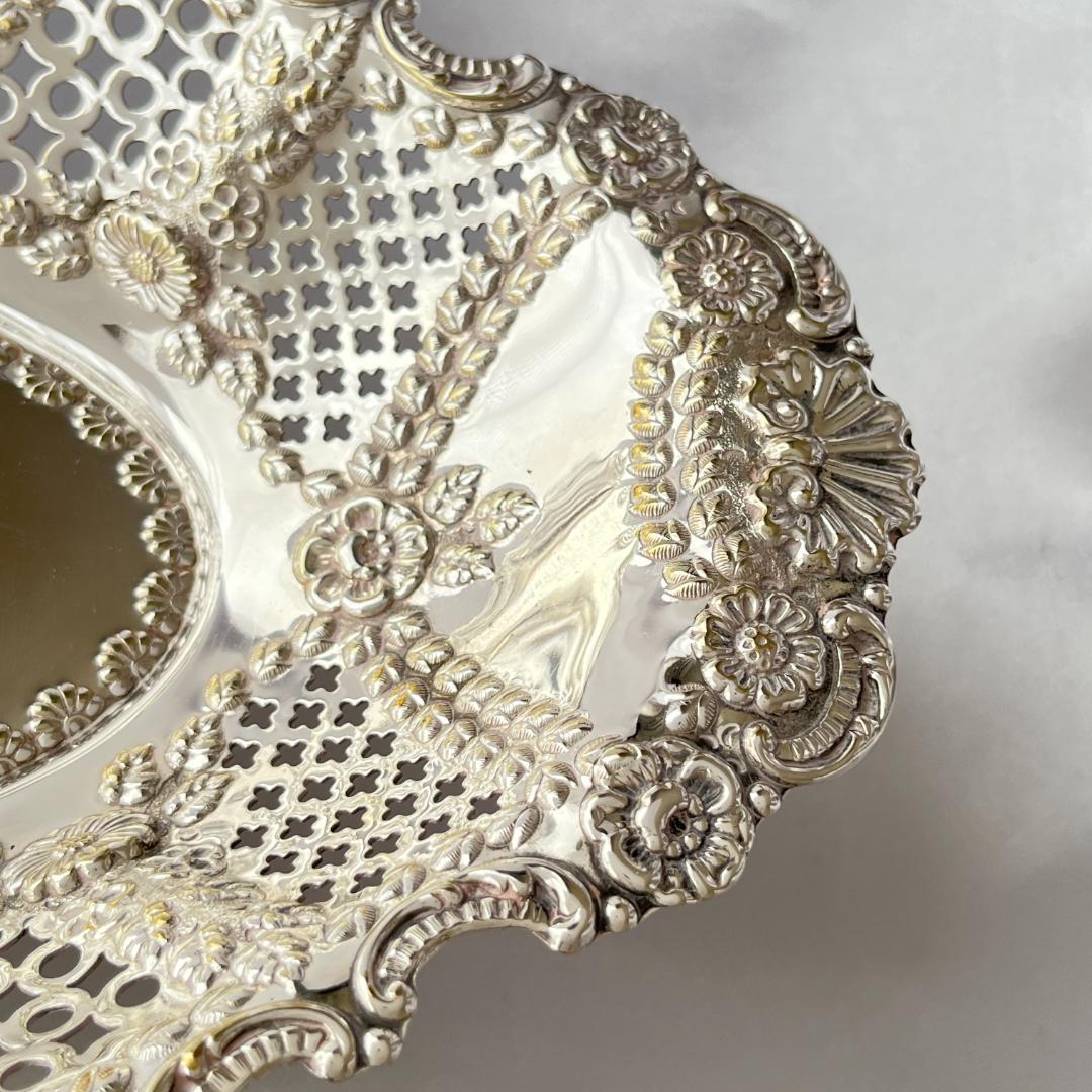 【Thomas Russell & Co】 ビクトリアンのフルーツスタンド