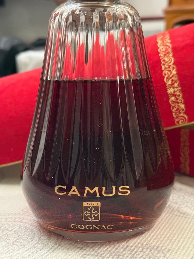 【未開封】CAMUS コニャック 古酒　レッドボックス　コレクション品
