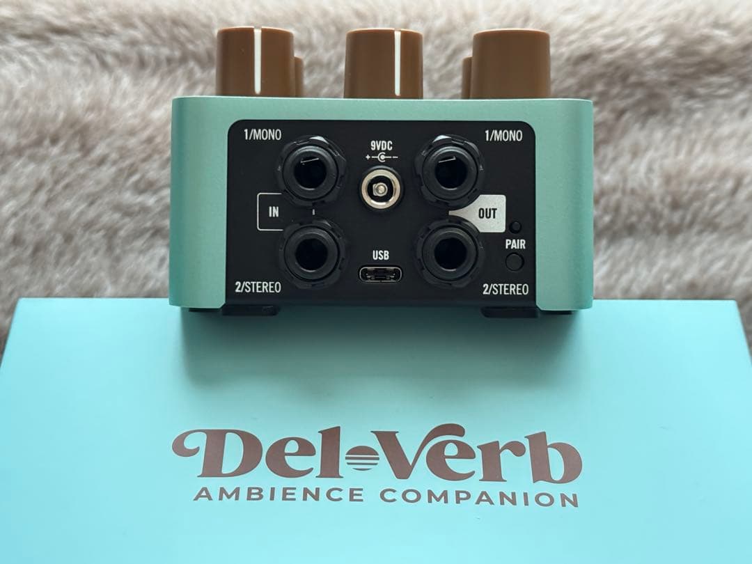 ギター UAFX Del-Verb Ambience Companion
