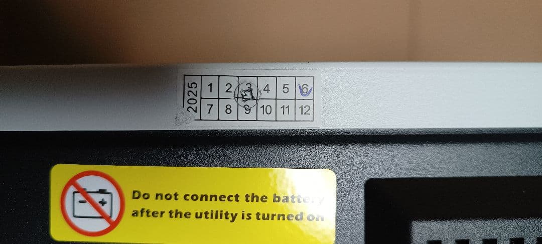 DATOU BOSS ハイブリッドインバーター　3600w