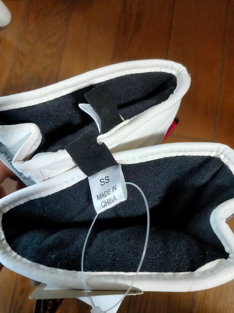 新品未使用 ミズノゴアテックス ブレスサーモ SS スキーグローブ