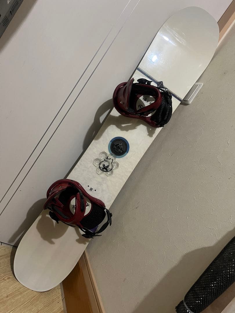 ちょっと滑れるようになったらコレ！ SALOMON 157cm FLUXバイン