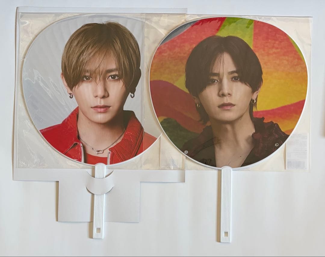 山田涼介関連グッズ　うちわアクスタ写真集など