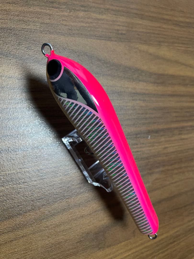 魚じゃらし工房　ラメール150 ピンクバック