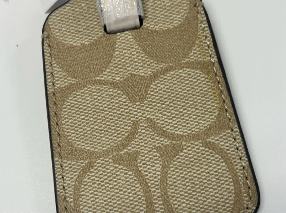 ☆正規品☆コーチ ネームタグ シグネチャー ラゲッジタグ ライトカーキ×チョーク