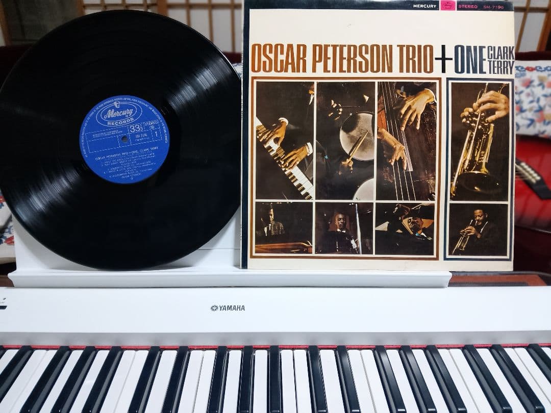 OSCAR PETERSON TRIO 　 ONE CLARK TERRYサイン