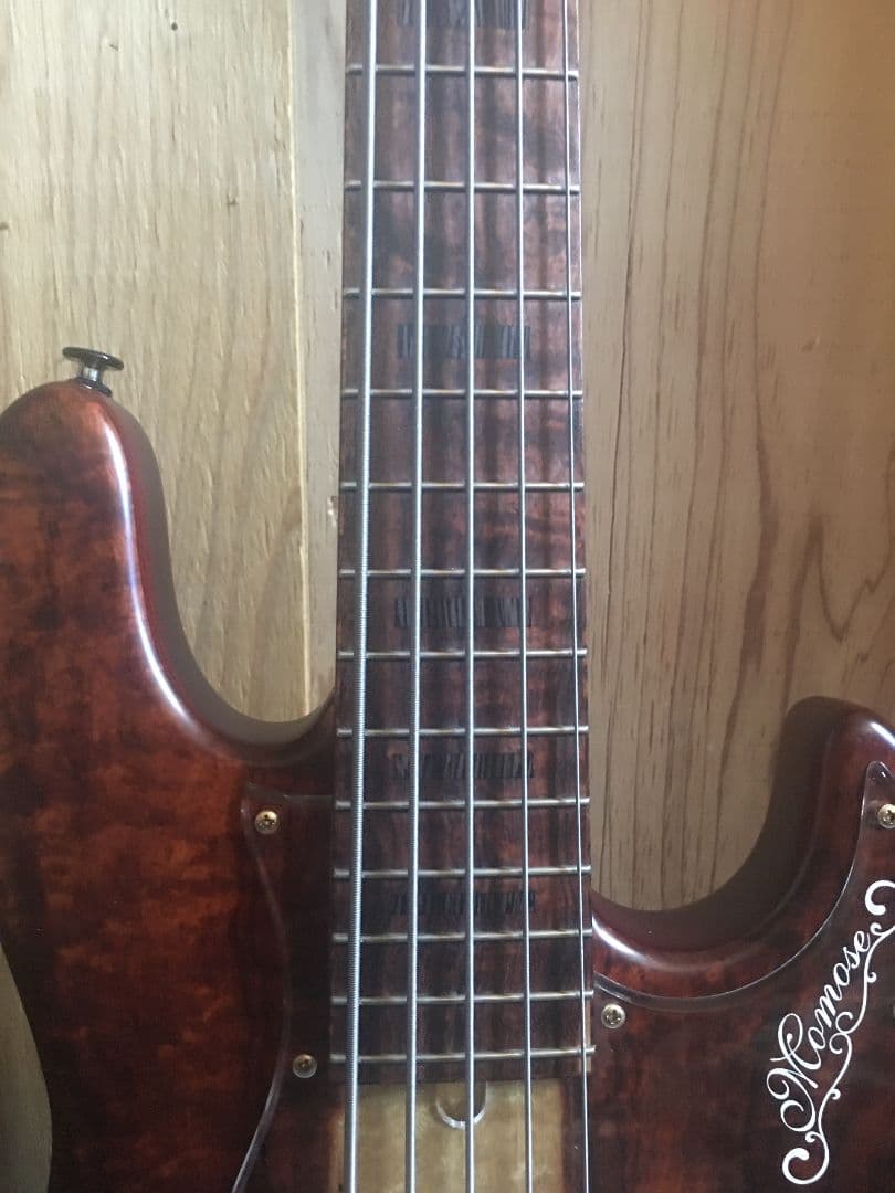 momose　custom 5弦