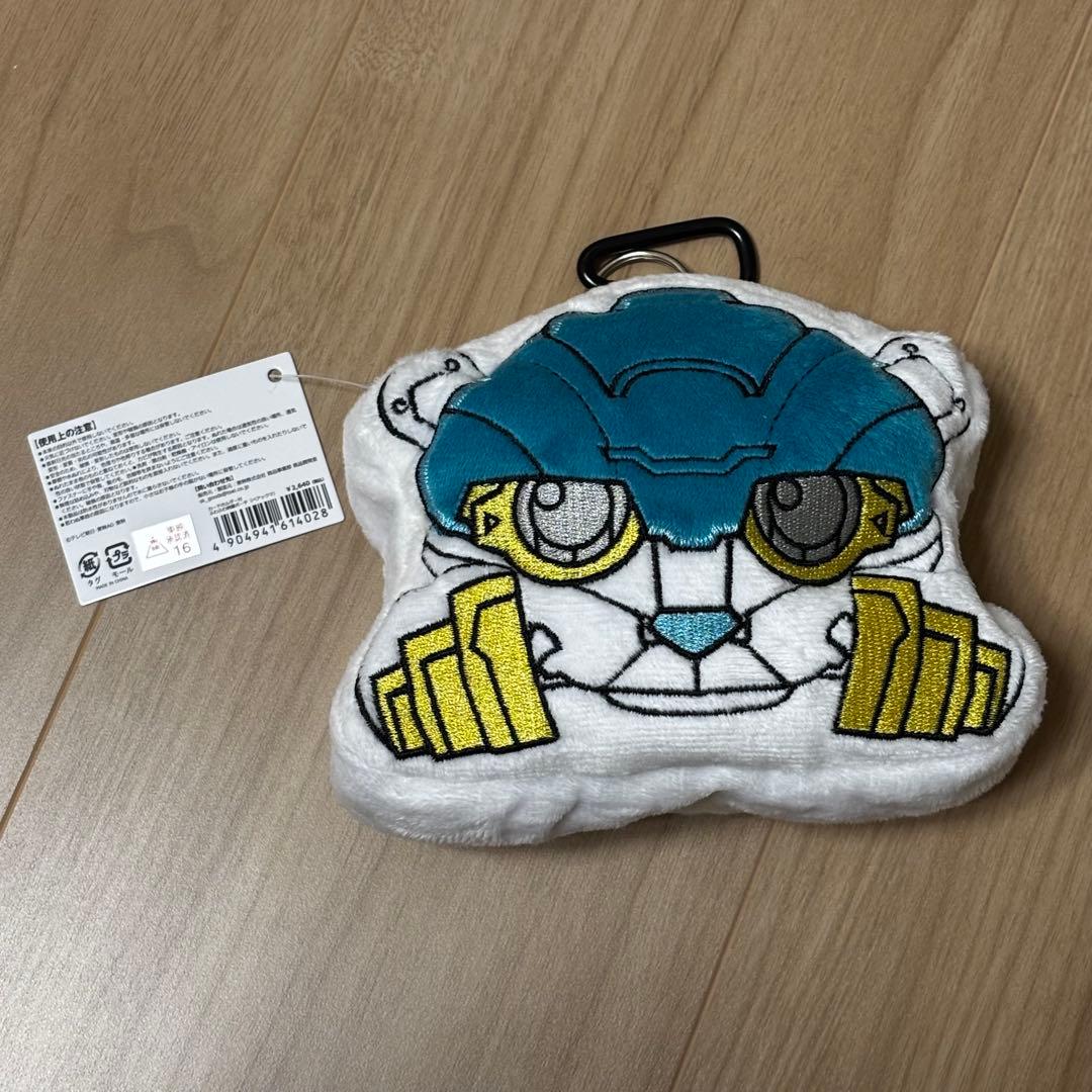 ゴジュウジャー カードキーホルダー付き ふわふわ刺繍ポーチ(ベアックマ)