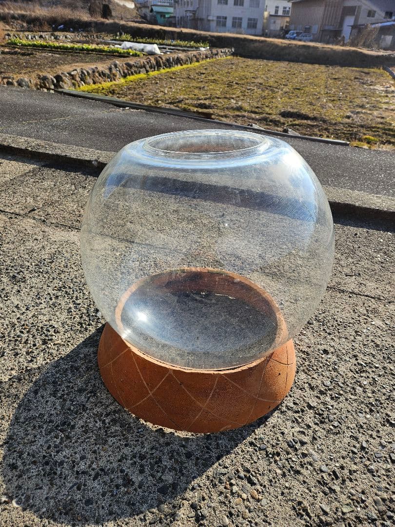ヴィンテージ ガラスのオブジェ ボトル メダカ鉢 金魚鉢 硝子瓶 レトロ 置物