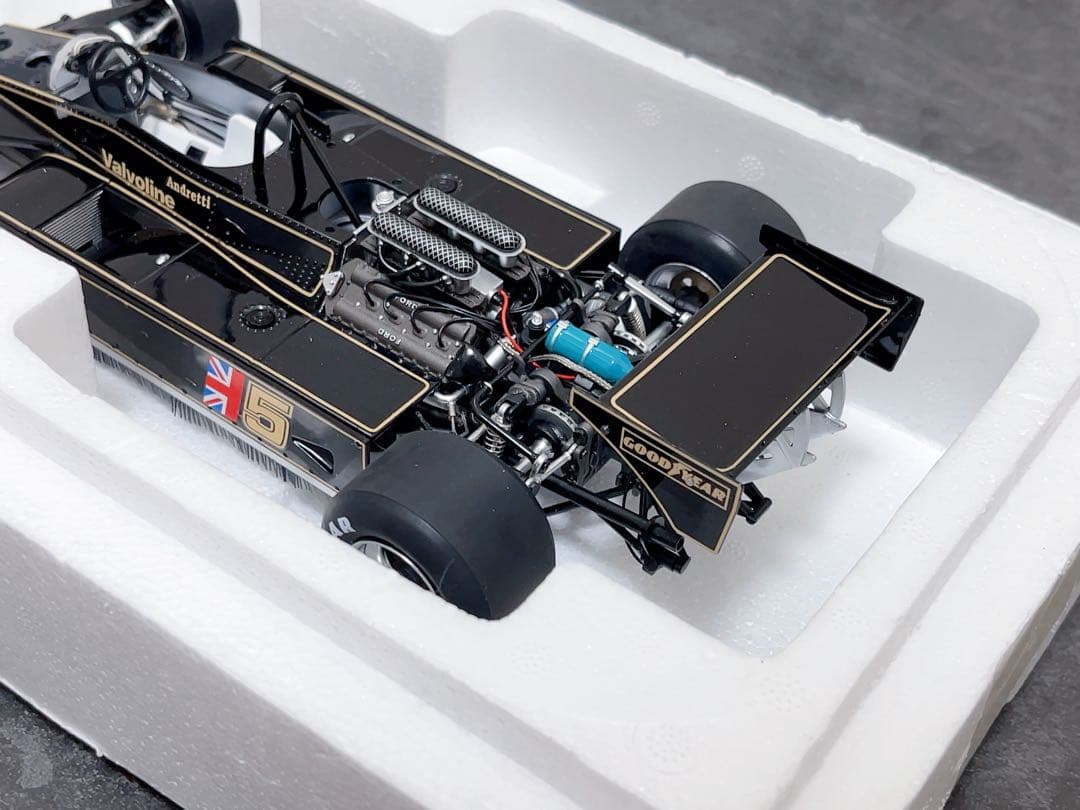 TSM 1/18 ロータス Type 78 Launch Version #5