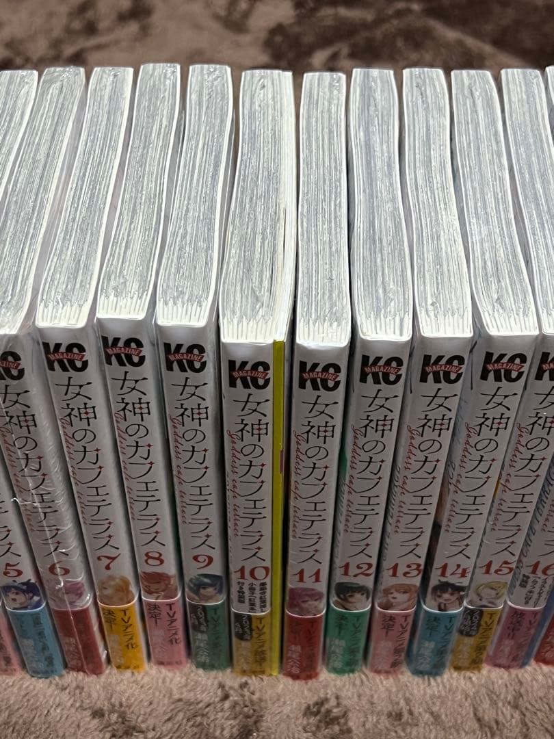 【全巻初版、未開封‼️】女神のカフェテラス22巻完結