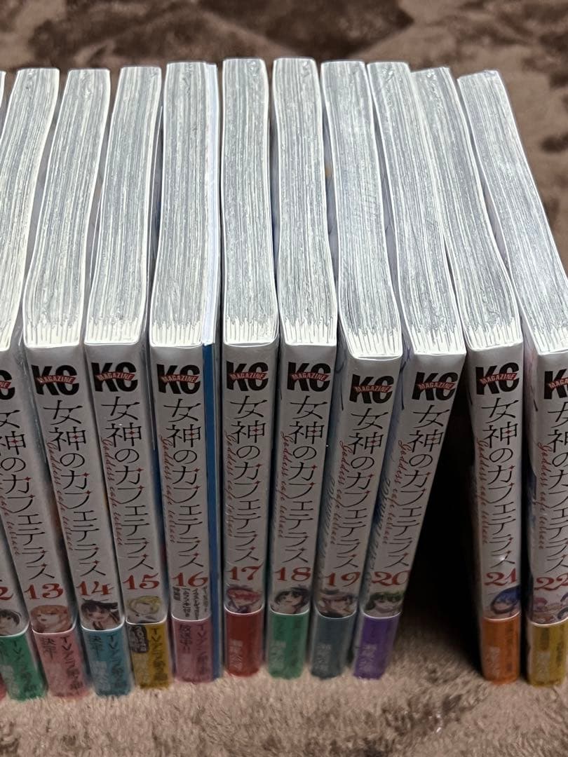 【全巻初版、未開封‼️】女神のカフェテラス22巻完結