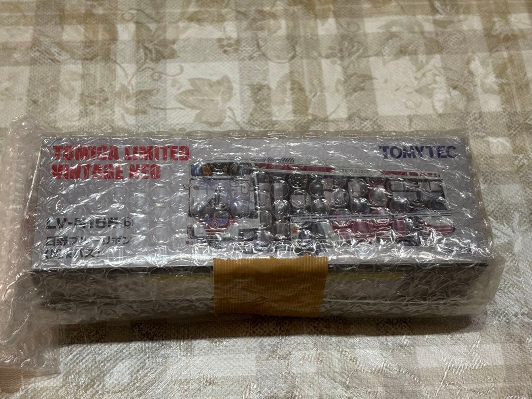 トミカリミテッドNEO関東バス　　日野ブルーリボンLV-N155-B