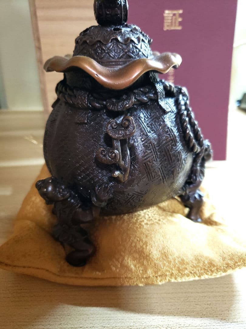 香炉 　金工家　二上常太郎(元威)作