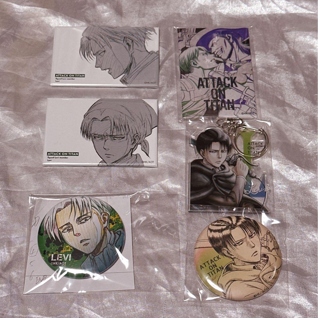 進撃の巨人 リヴァイ 缶バッジセット
