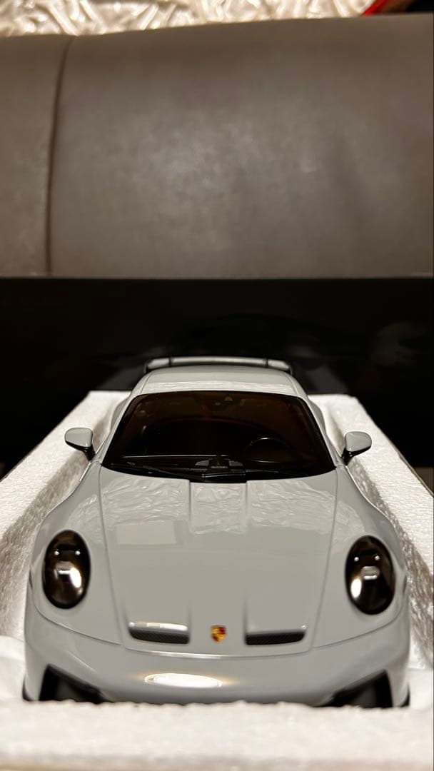 ミニチャンプス 1/18 ポルシェ911 (992) GT3 2021