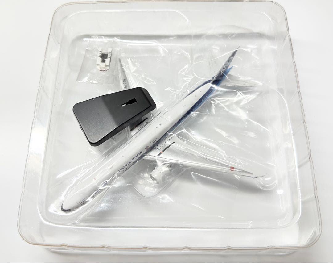 航空機・ヘリコプター aviation400 1/400 JA777A