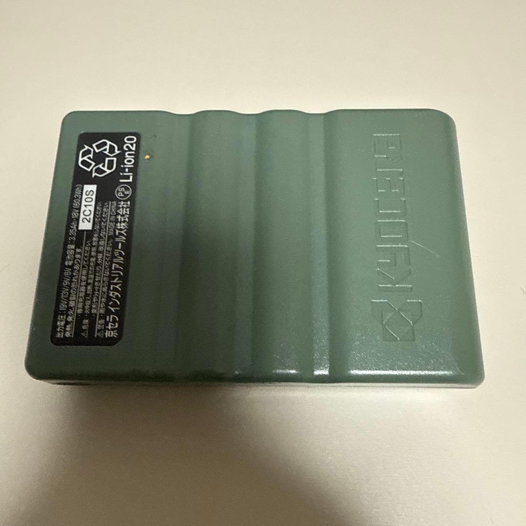 Burtle AC360-19V バッテリー