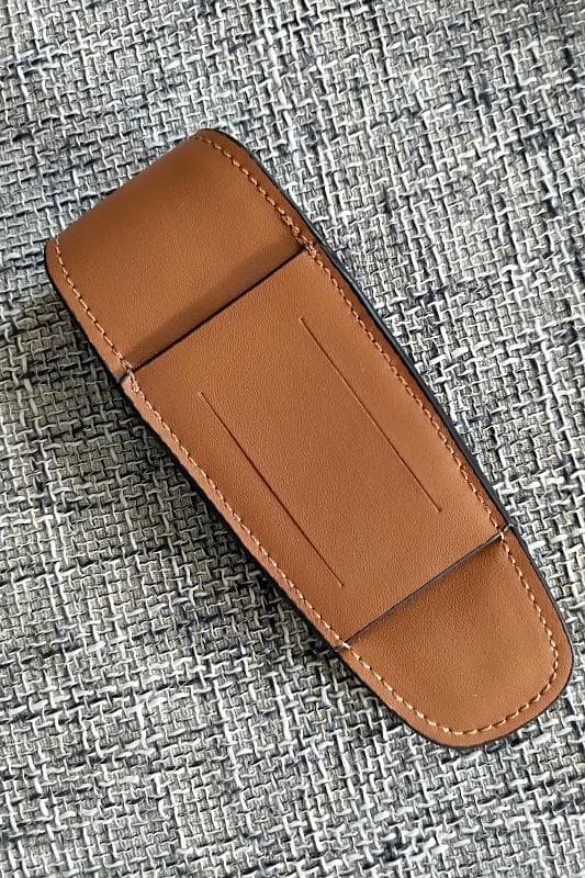 ★ラギオール・アン・オブラック　本革ケース　ブラウン★12cm 標準サイズ★