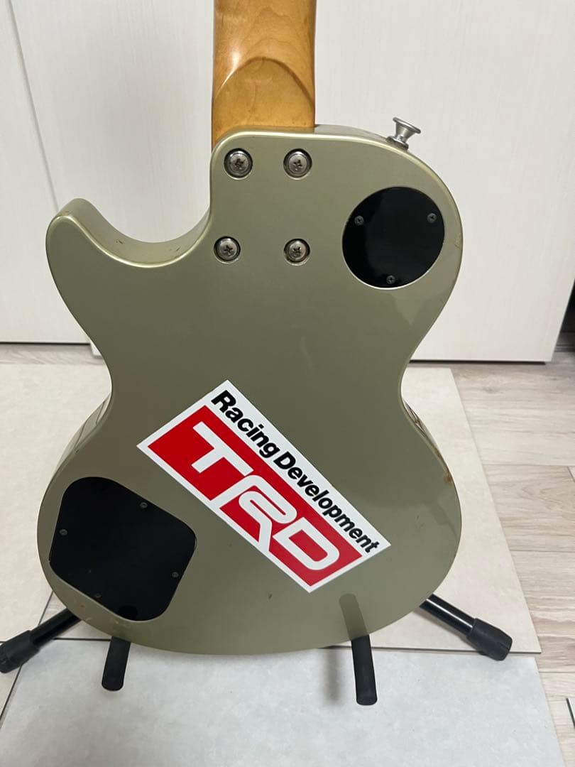 Charvel（シャーベル）　Refinement エレキギター