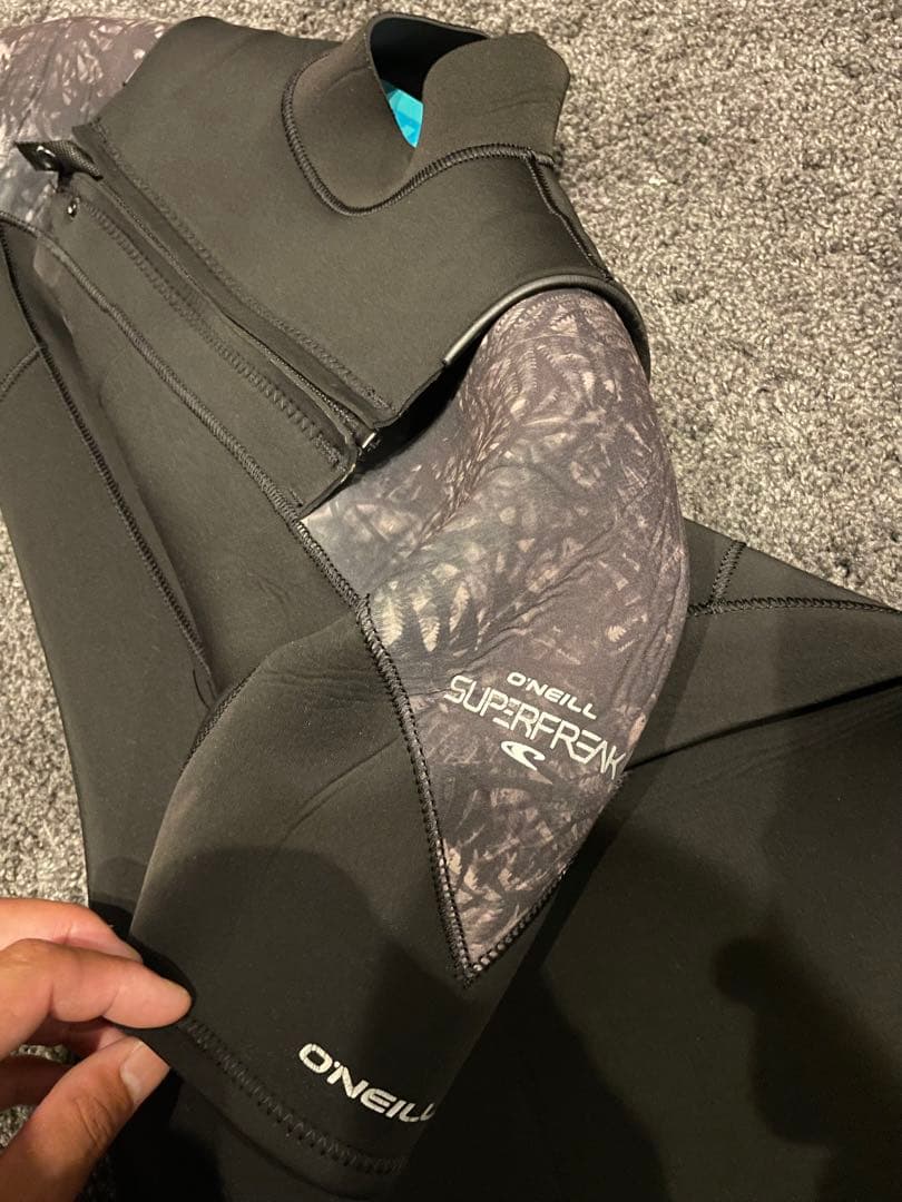 ONEILL SUPERFREAK シーガルウェットスーツ