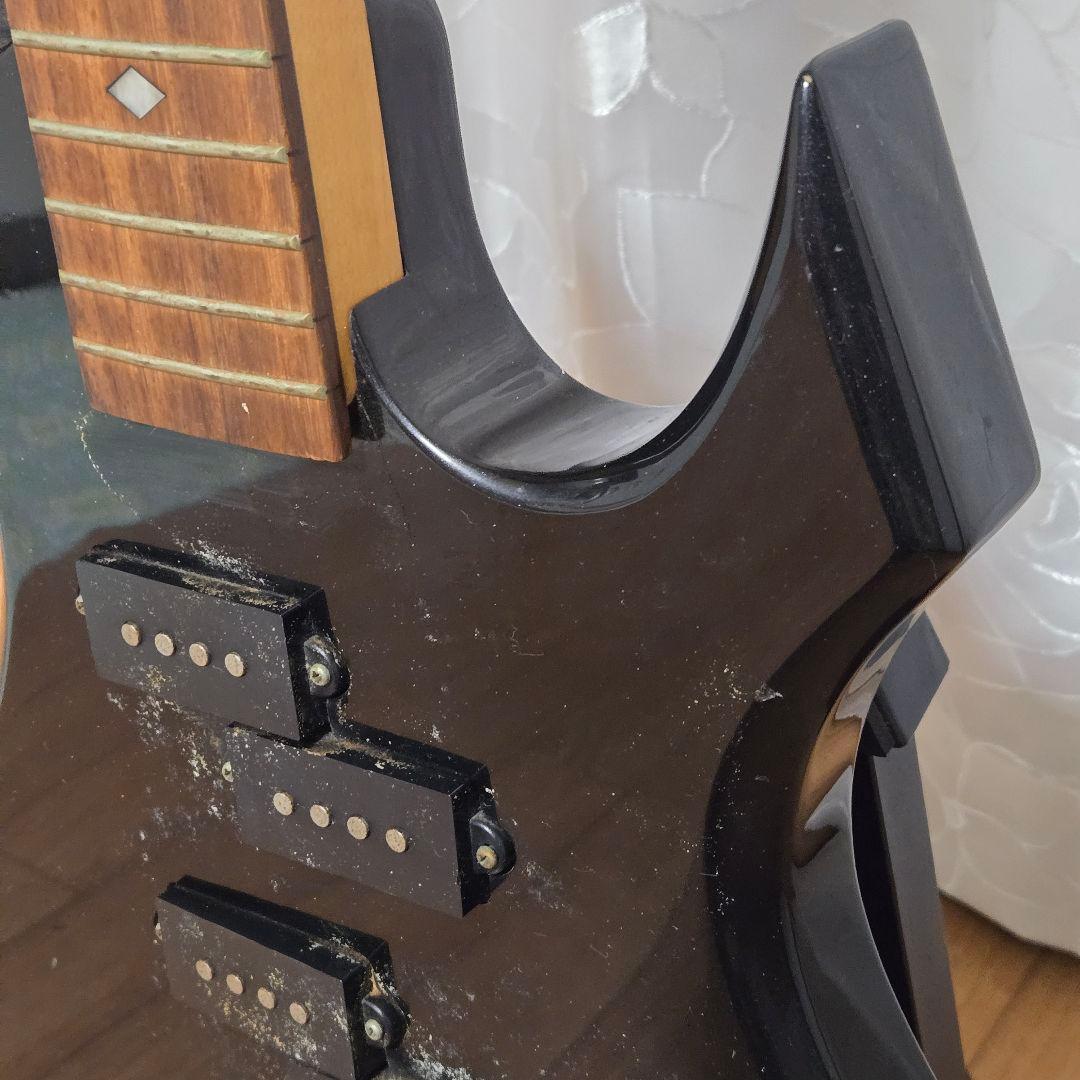 B.C Rich Warlock Bass エレキベース