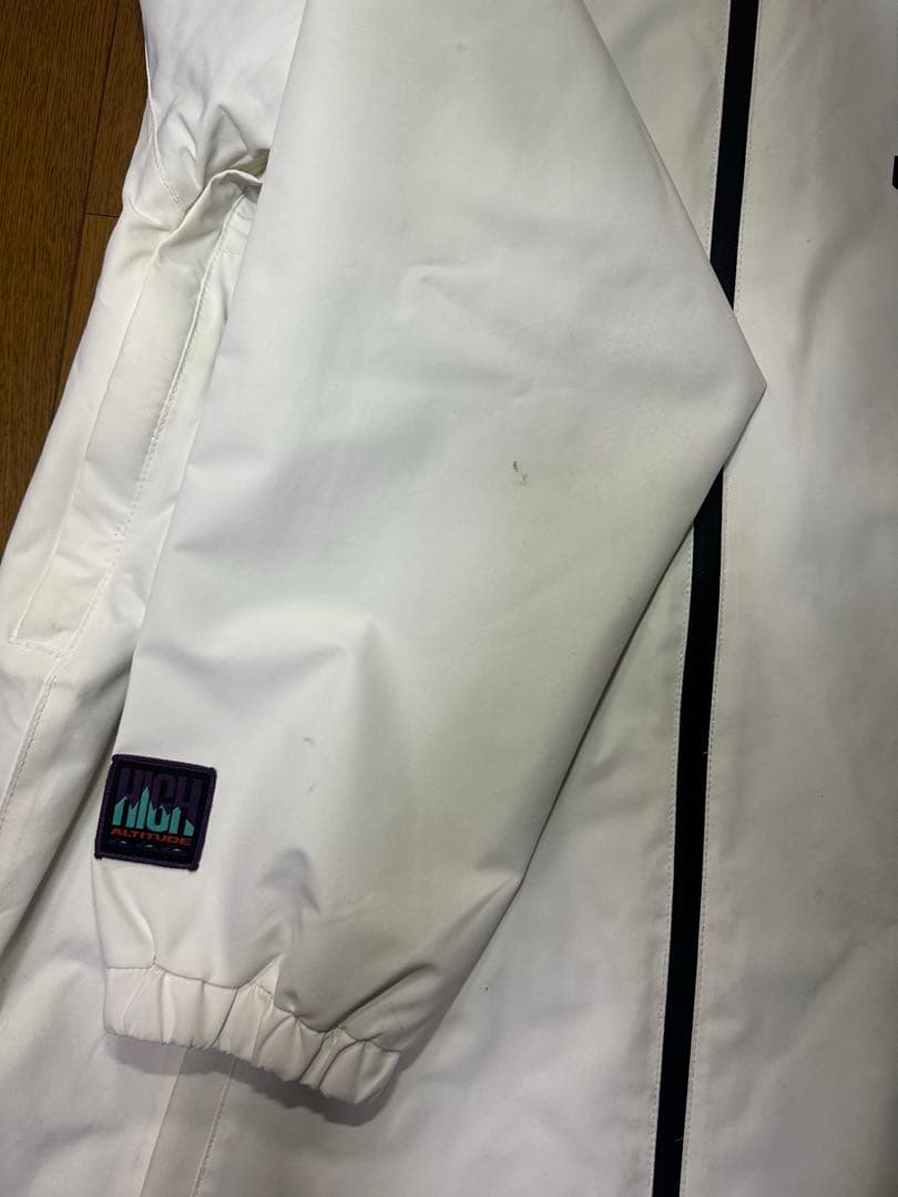 【週末値下げ中】Quiksilver 撥水スノージャケット Lセットアップ可