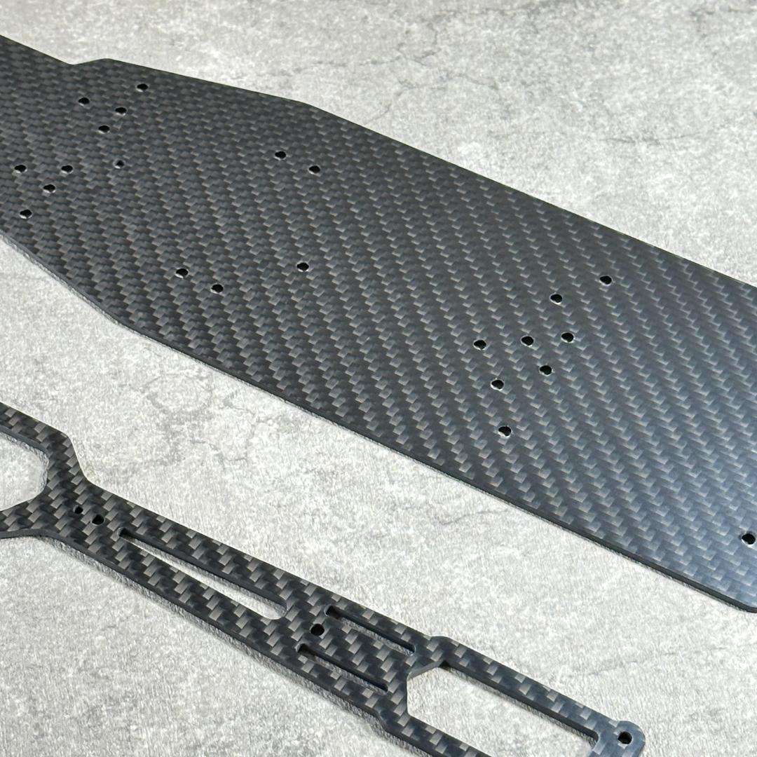 RD2.0 ヨコモ 特注品 カーボンシャーシ 2.0mm + アッパ a1107