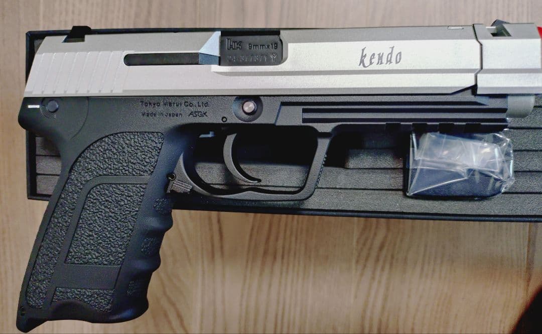 東京マルイ SG-09R BIOHAZARD RE:4