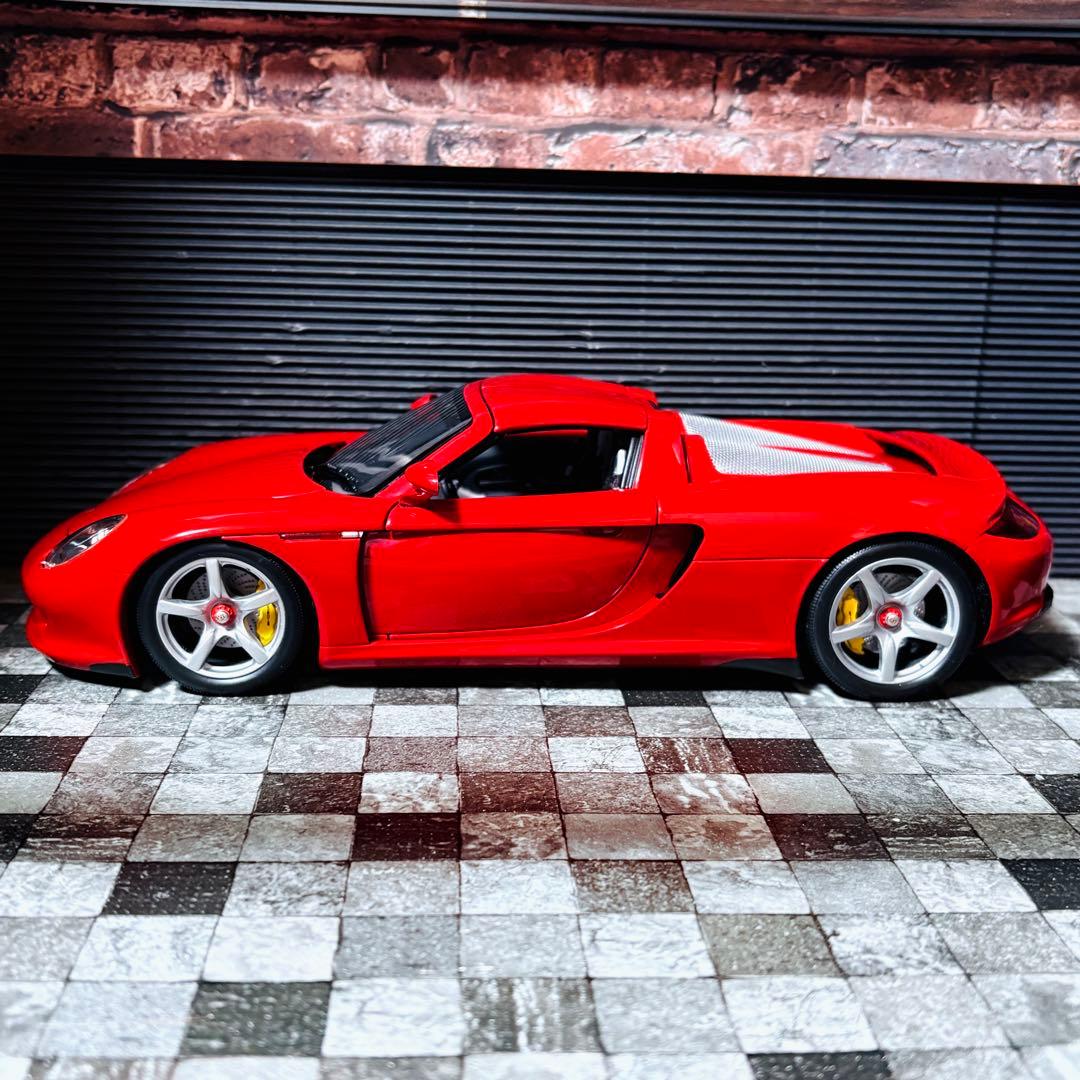 1/18 PMA ポルシェ カレラ GT 2004 カーマインレッド